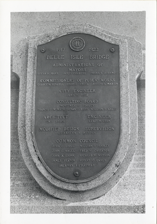 Plaque on northeast pillar of Belle Isle bridge