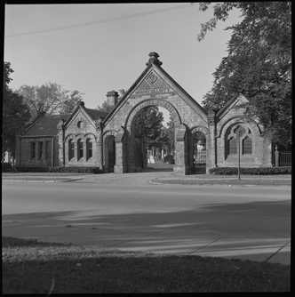 Mt. Elliott Cemetery gate