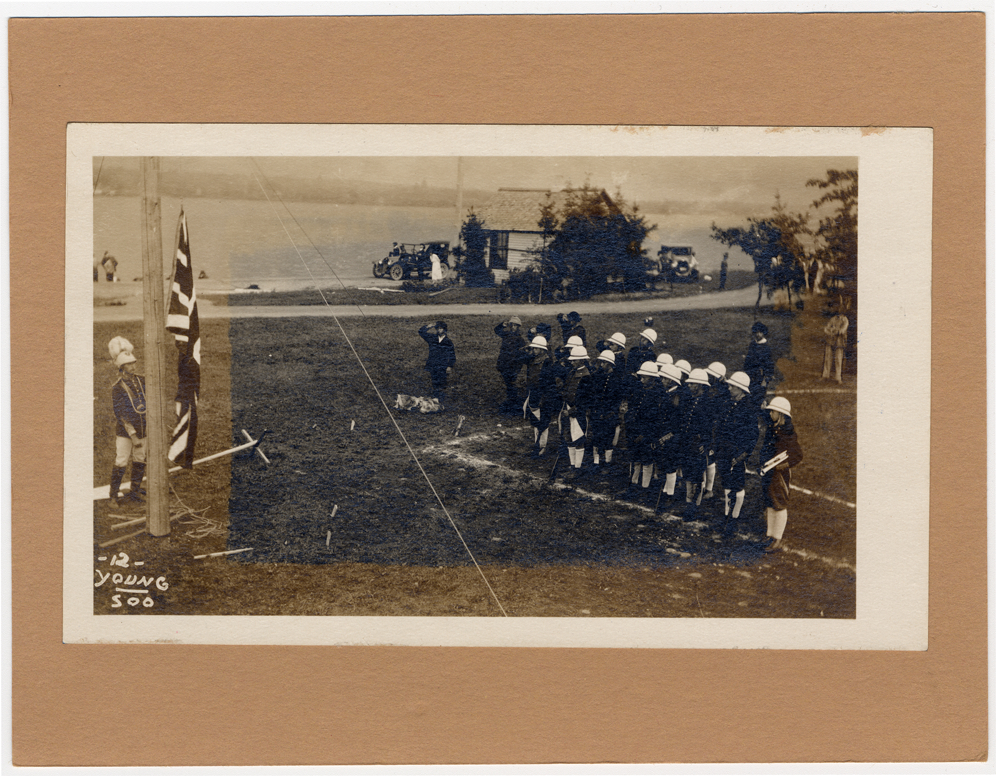 Raising the British flag in pageant