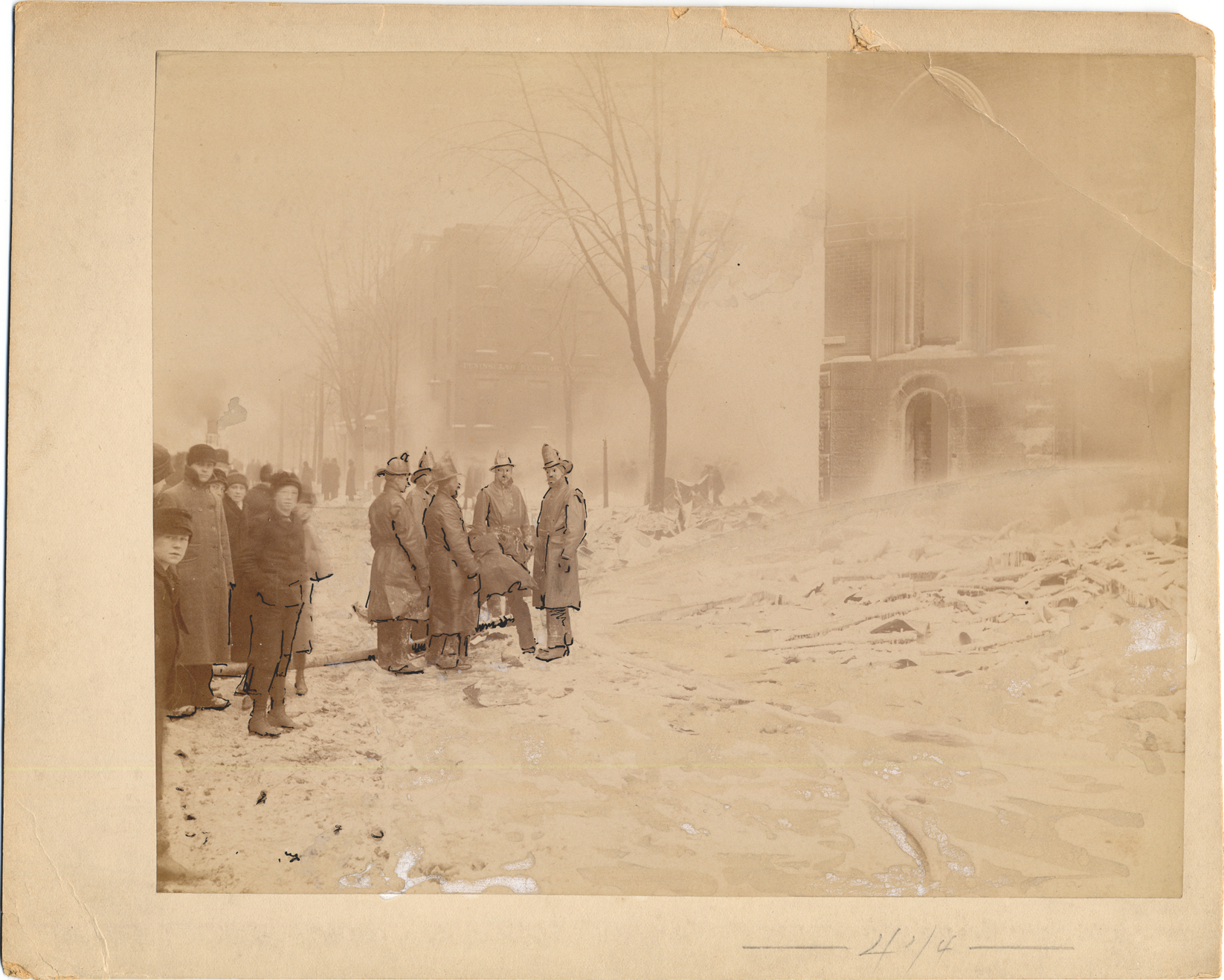 Detroit Fire Department fighting fire