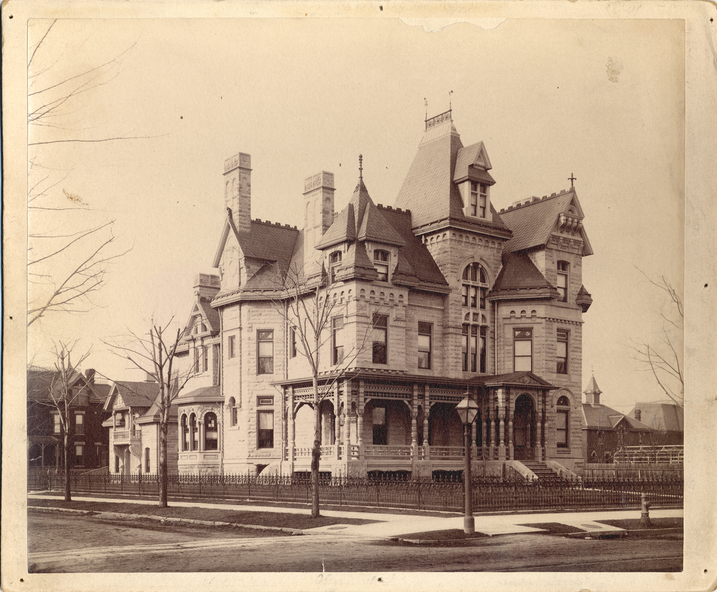 Wells W. Leggett residence