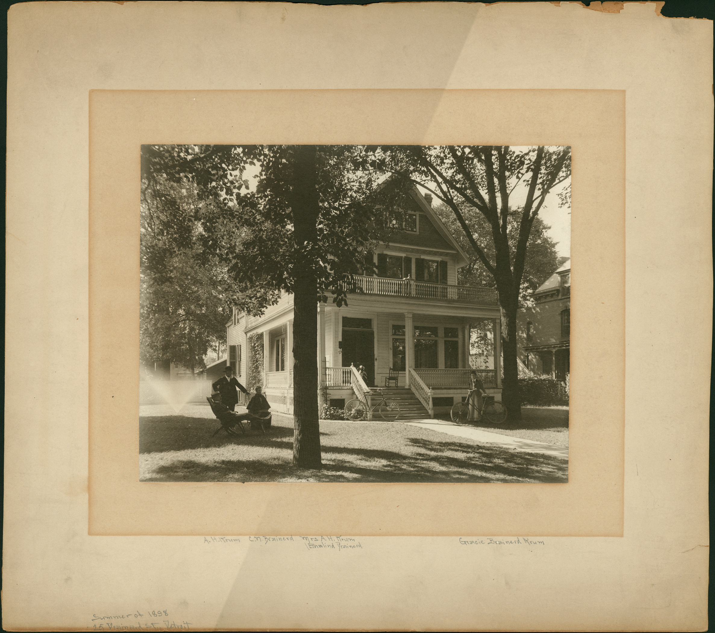 Alburn Hager Krum residence