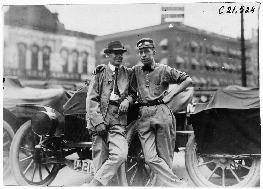 Two men waiting for start of 1909 Glidden Tour, Detroit, Michigan