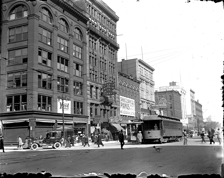 Woodward Avenue at Grand River