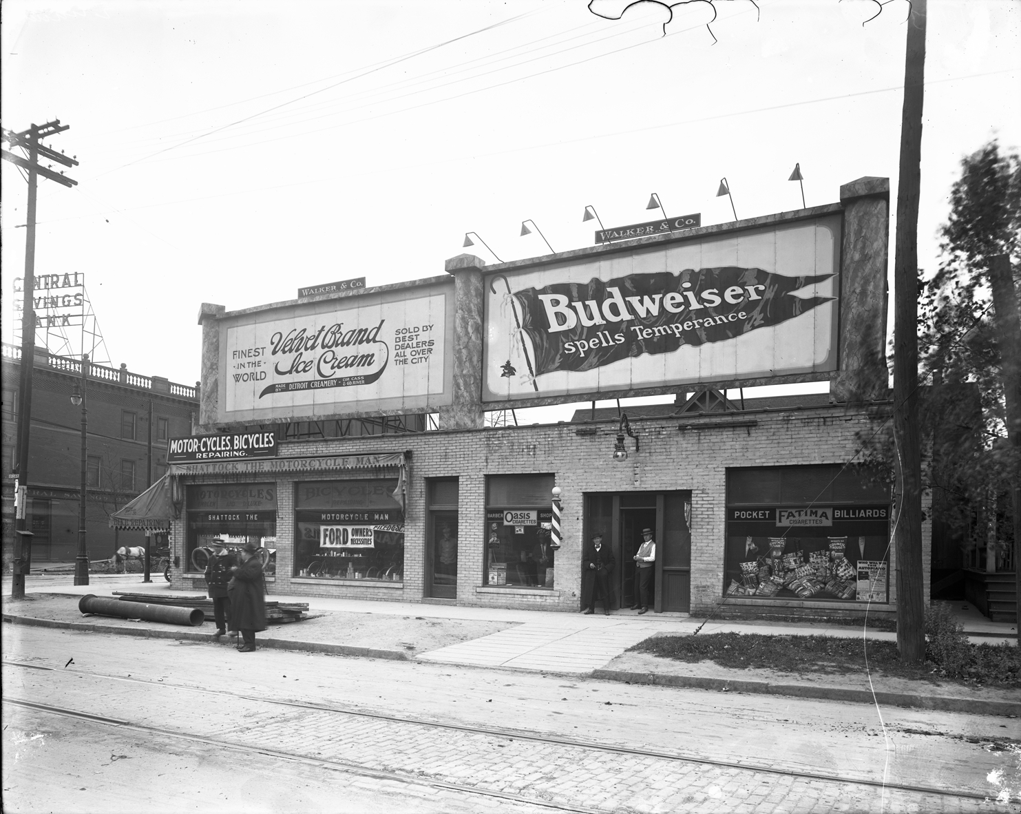 Advertising billboards