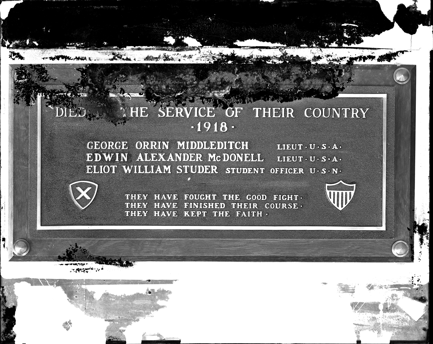 Memorial plaque