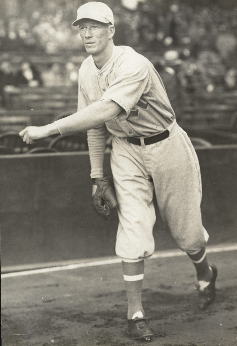 Amazin' A's Craze on X: Lefty Grove of the Philadelphia Athletics poses  for a circa 1920s publicity photo. Grove played for the A's from 1925-33.  He is known as one of the