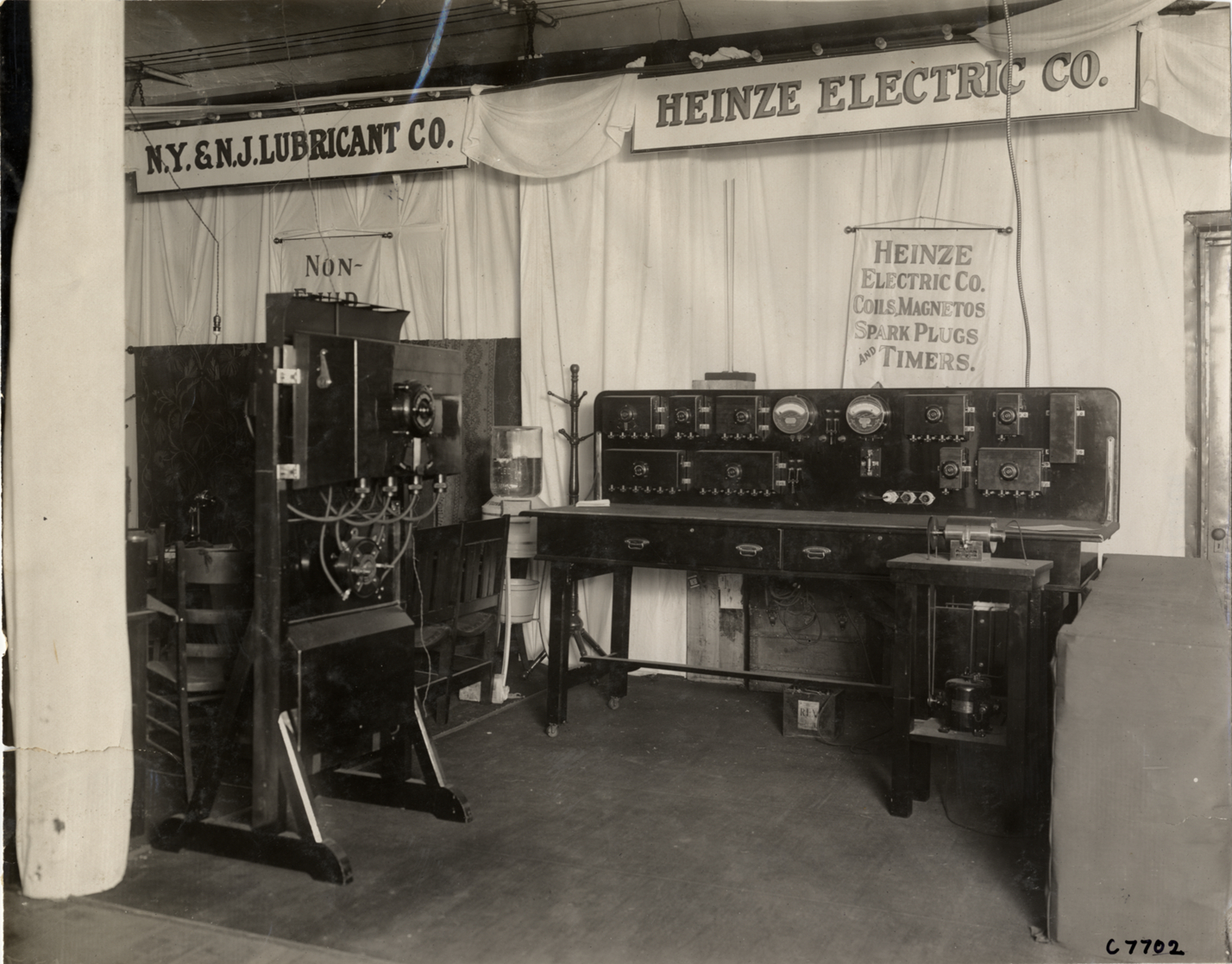 Heinze Electric Company display