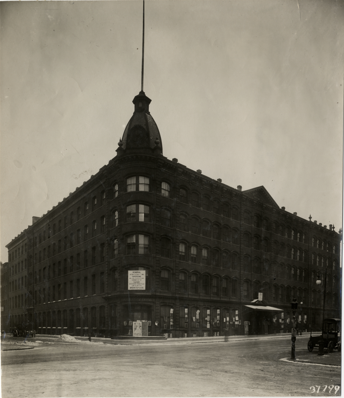 Brewster & Co. building