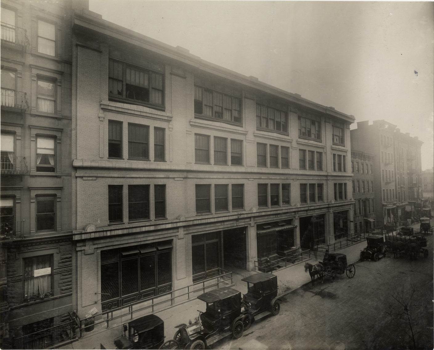 Commercial building