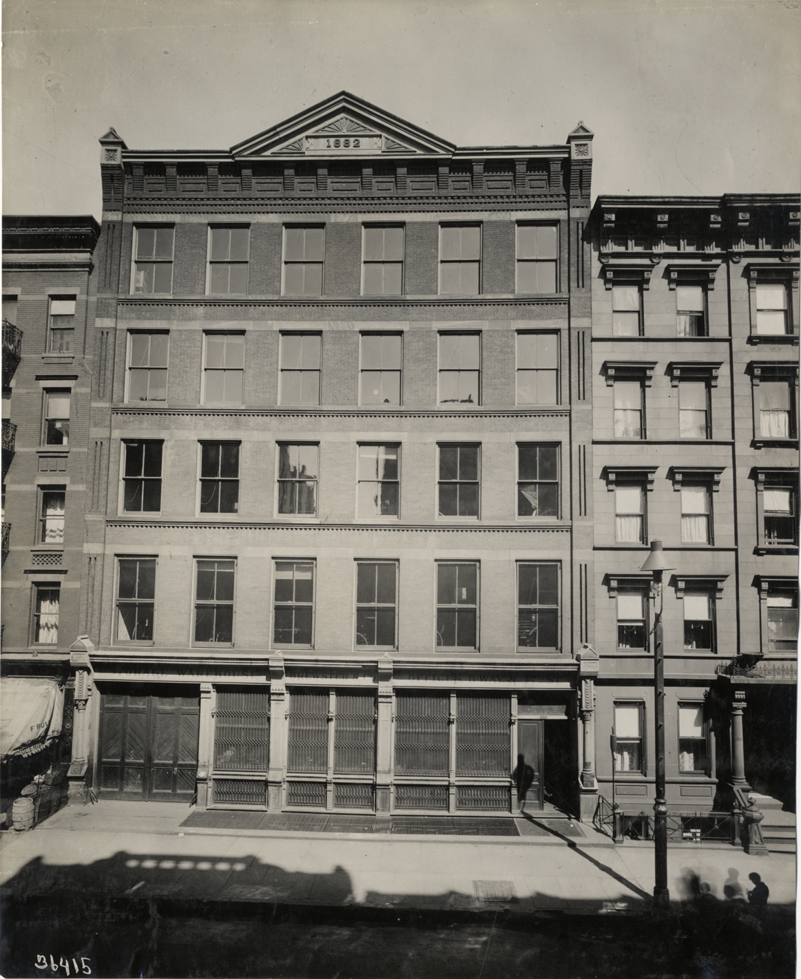 Brewster & Co. building
