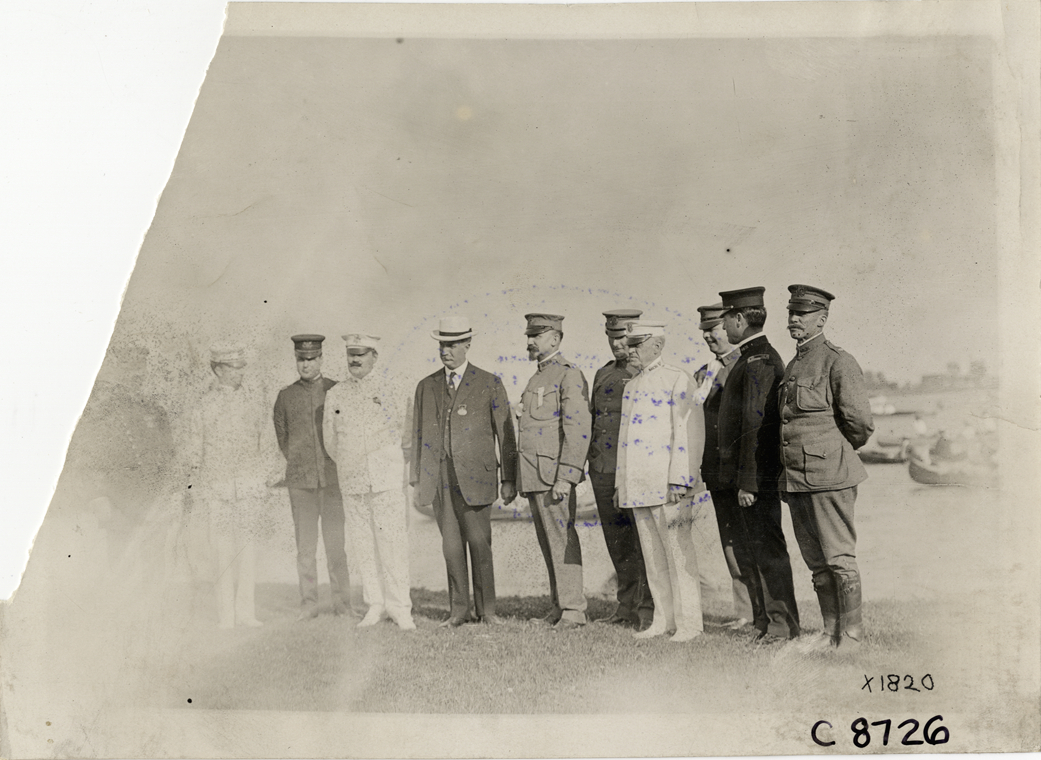 Men at Elks Club convention, Detroit, Michigan