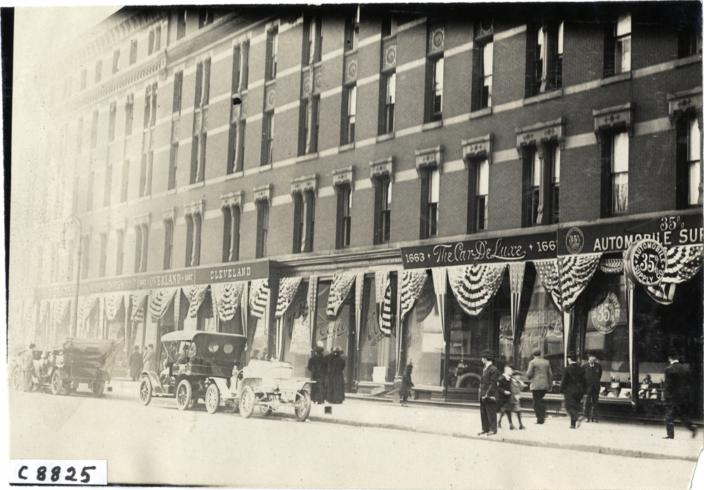 Car De Luxe automobile dealership