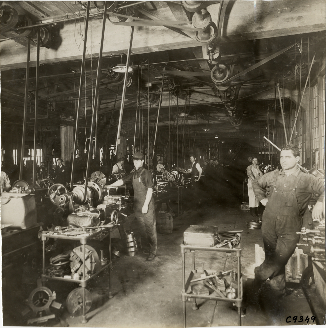 Workers at Rapid Motor Vehicle Company factory