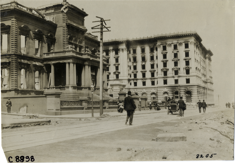 Fairmont Hotel, 1906 San Francisco earthquake and fire