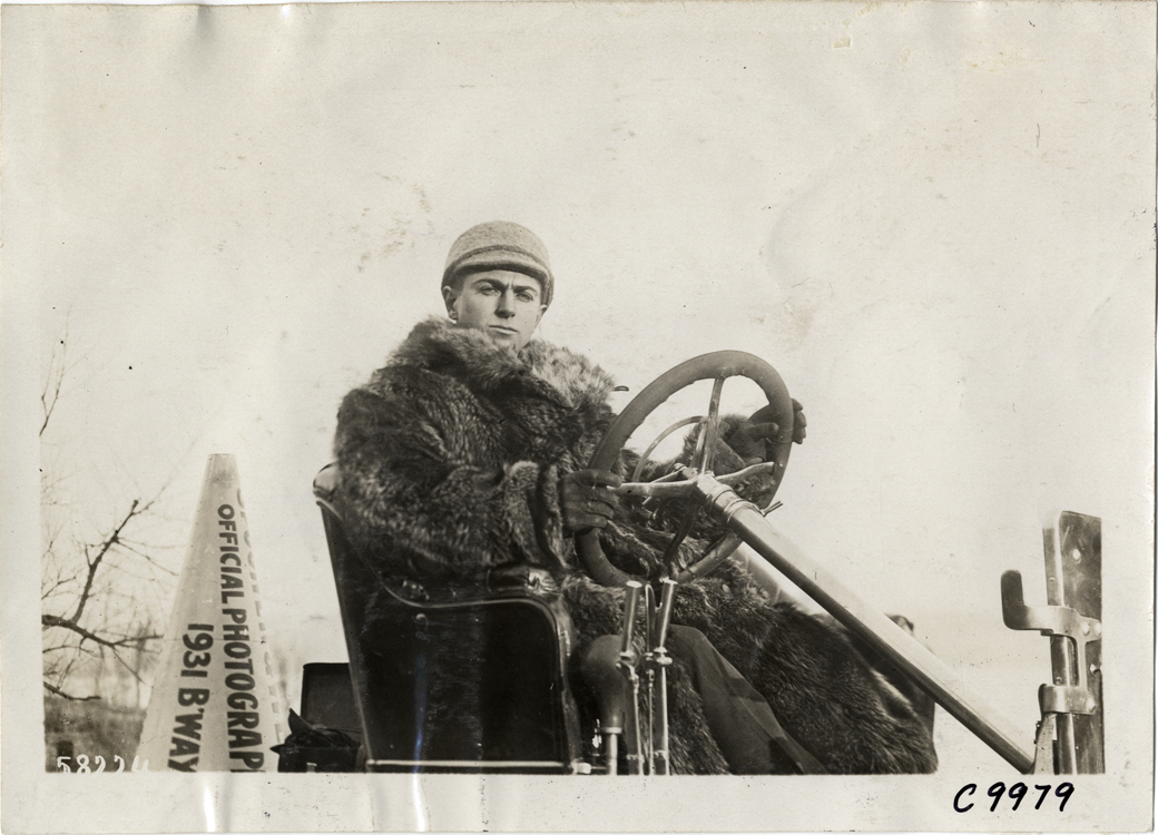 Tom Kincaid in racecar, 1909 Edgewater-Fort Lee Hill Climb
