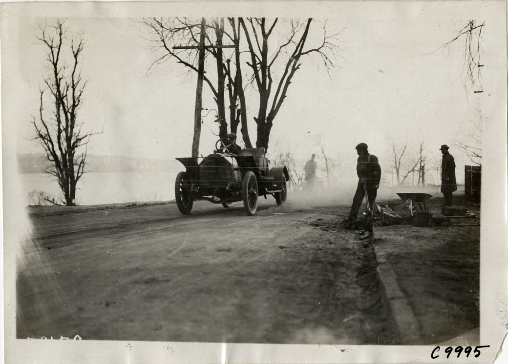 Driver in racecar, 1909 Edgewater-Fort Lee Hill Climb