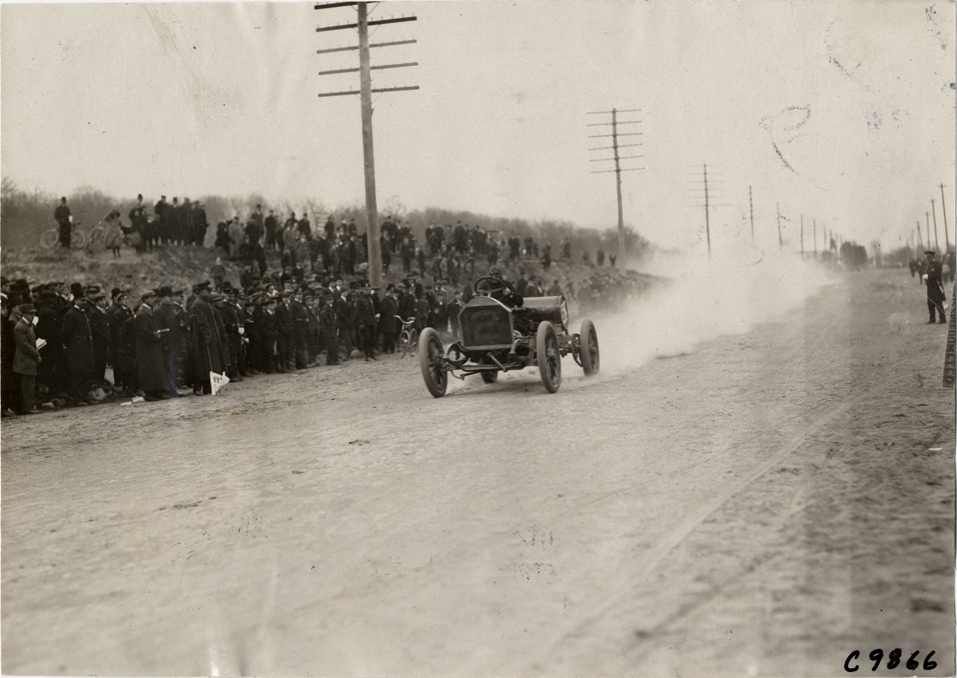 Dennison driving Knox racecar, 1909 Fort George Hill Climb