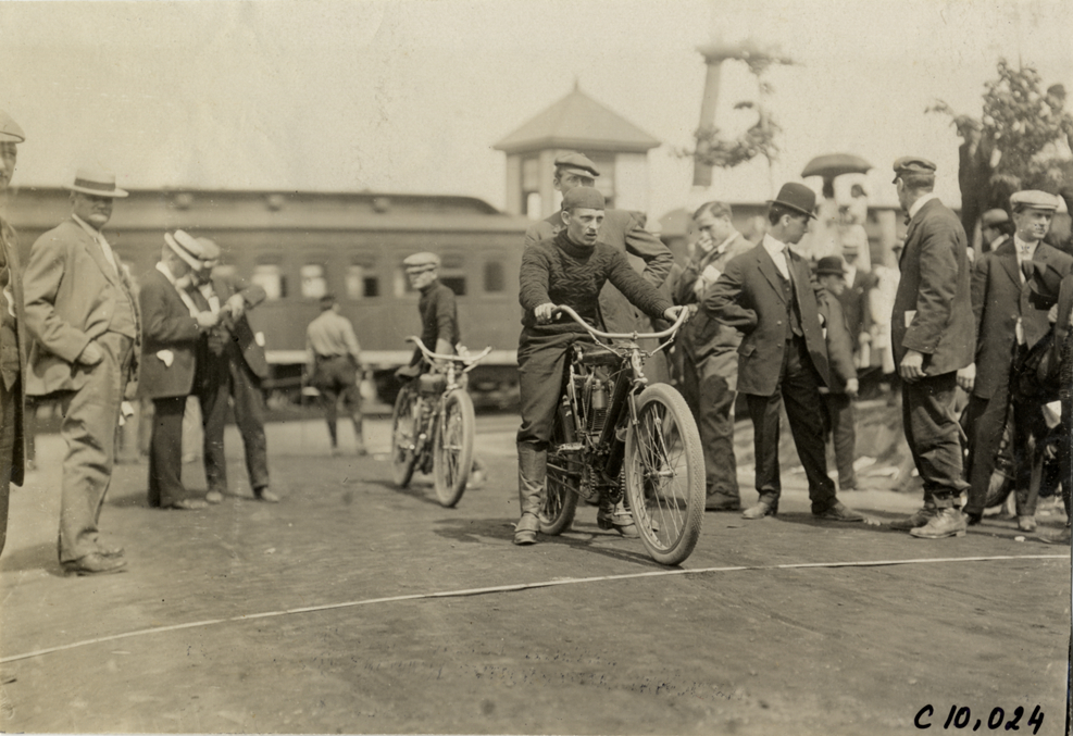 Motorcyclist, 1909 Giant's Despair Hill Climb