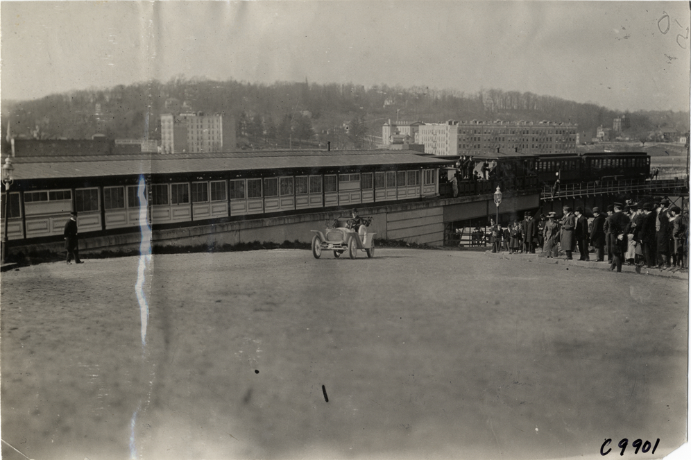 H.E. Wagner driving Babcock racecar, 1909 Fort George Hill Climb