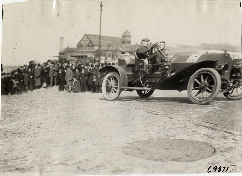 Palmer driving Palmer-Singer racecar, 1909 Fort George Hill Climb