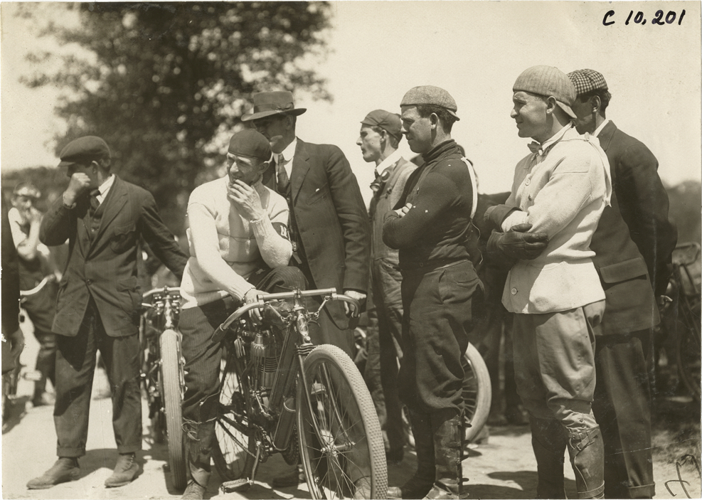 Motorcyclists, 1909 Shingle Hill Climb