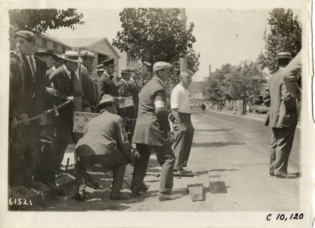 Spectators and racing official, 1910 Port Jefferson Hill Climb