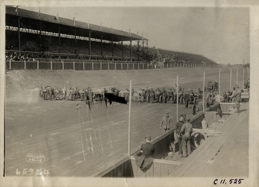 Racecars at starting line, Atlanta Speedway