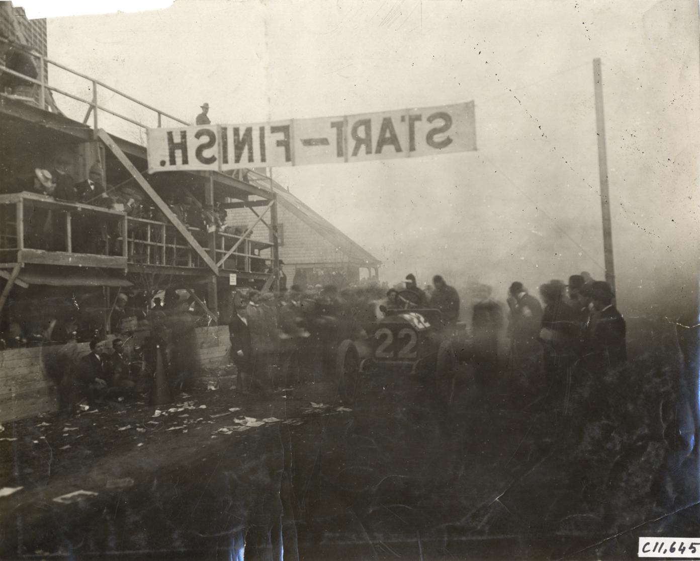 William Watson in Simplex racecar, 1908 Briarcliff Trophy Race