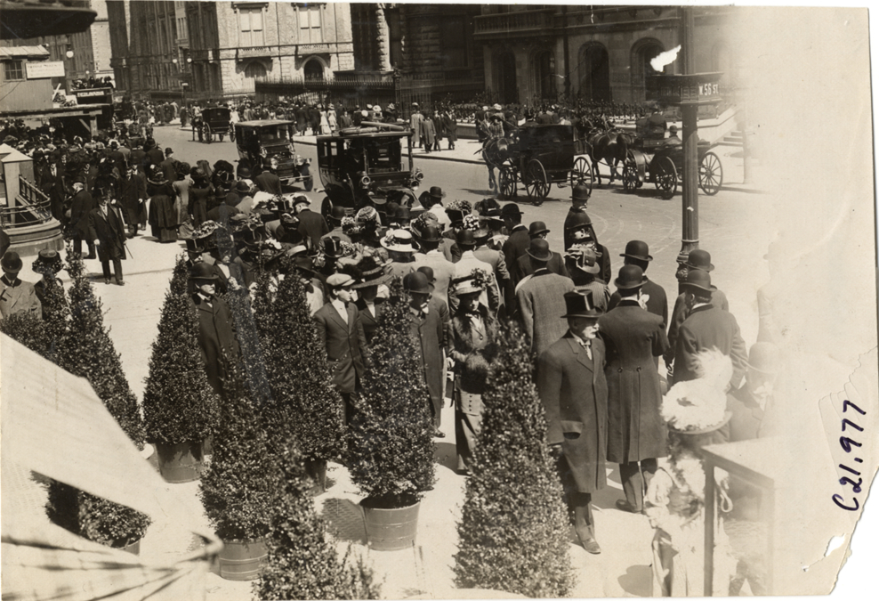 1909 Easter parade on Fifth Avenue, New York