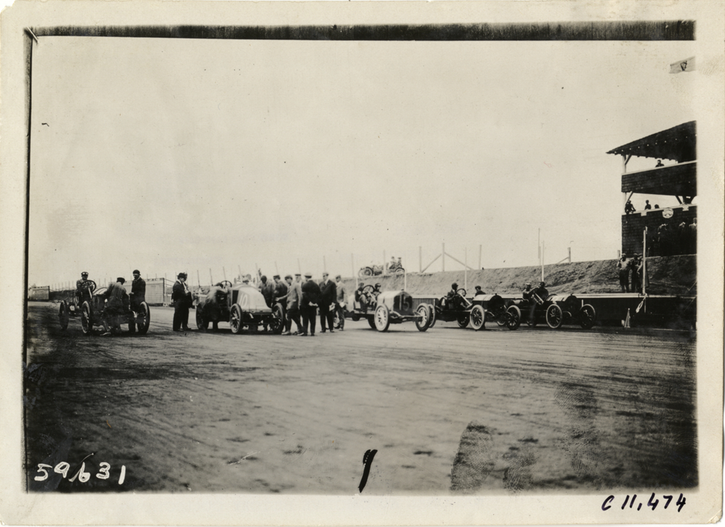 Racecars at starting line, Atlanta Speedway