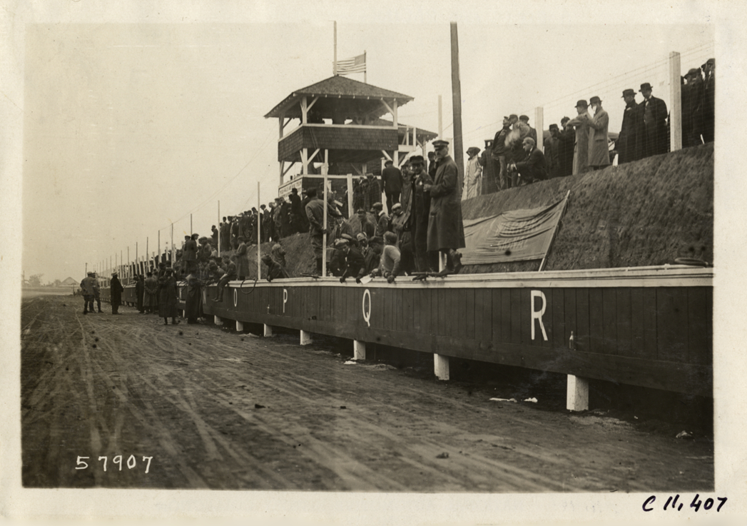 Spectators watching automobile race, Atlanta Speedway