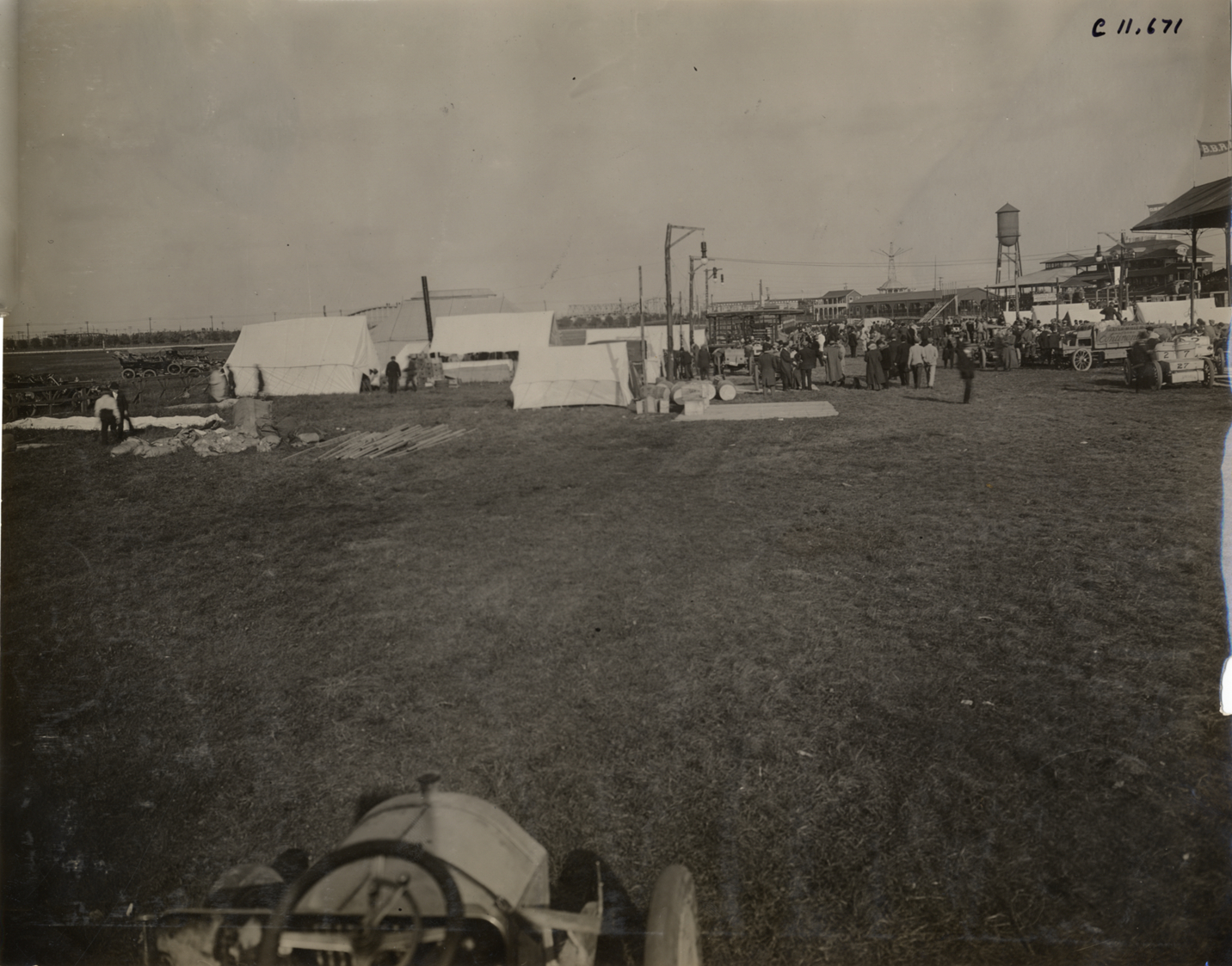 Racetrack grounds, 1908 Brighton Beach races