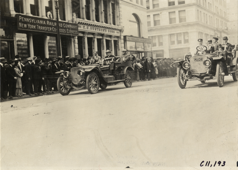 Officials in automobiles, 1909 New York street cleaners parade