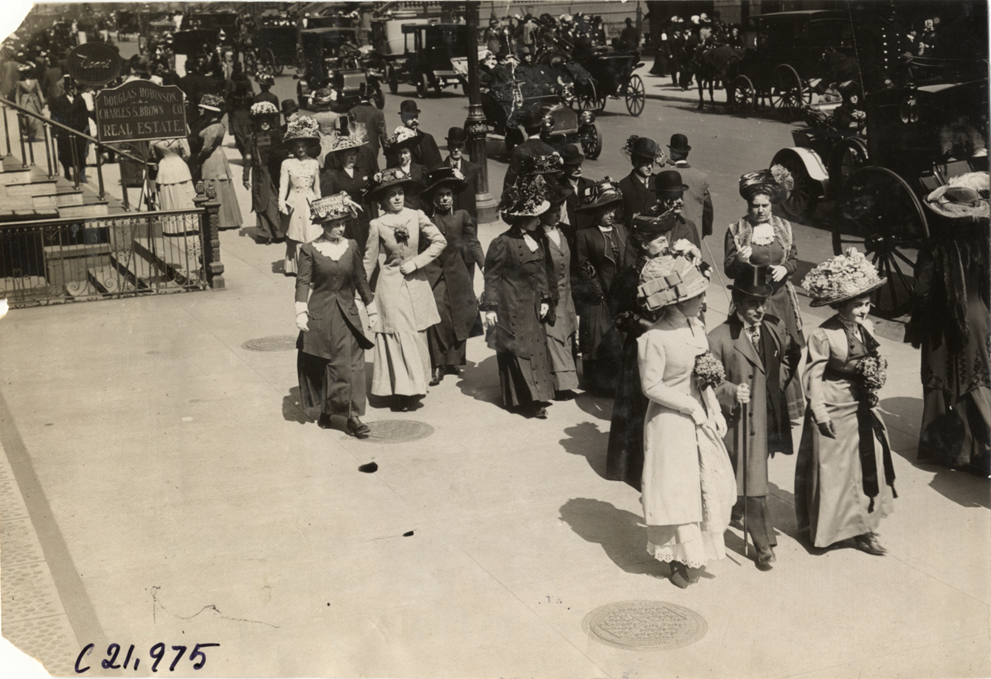 1909 Easter parade on Fifth Avenue, New York