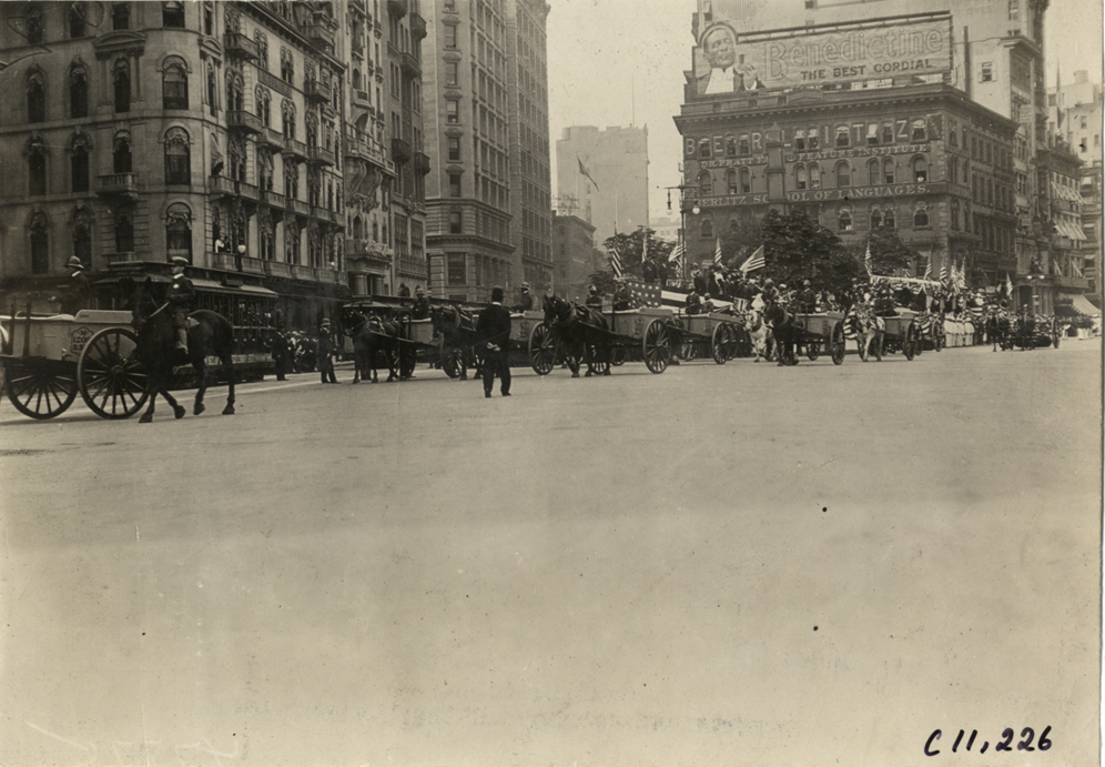 Street cleaners driving horse-drawn carts, 1909 New York street cleaners parade