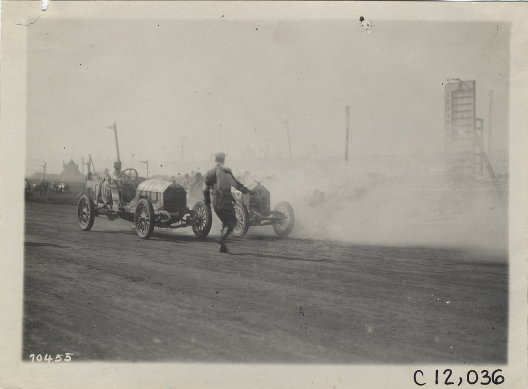 Racecars at starting line, 1911 Brighton Beach races