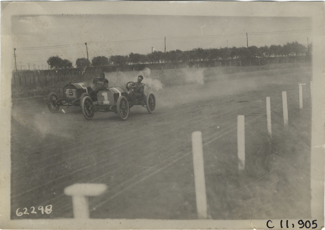 Ralph DePalma and George Robertson in match race, 1910 Brighton Beach races