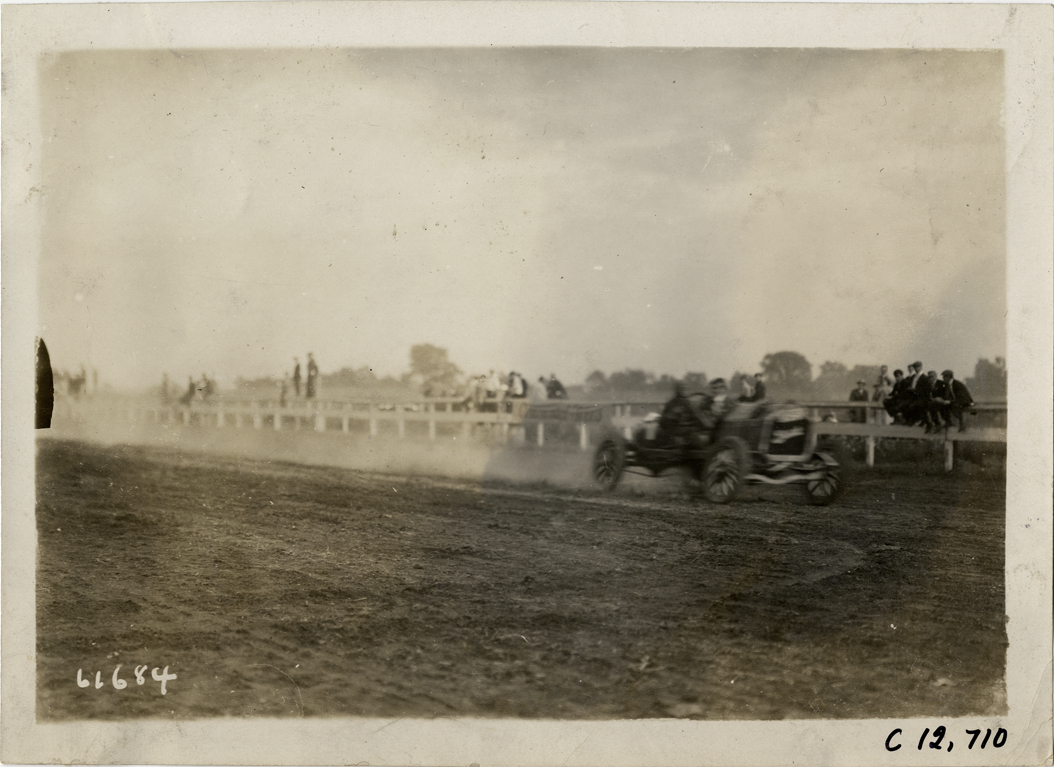 Driver in Buick racecar, 1910 Empire City races
