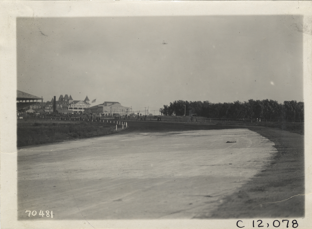 Racetrack, 1911 Brighton Beach races