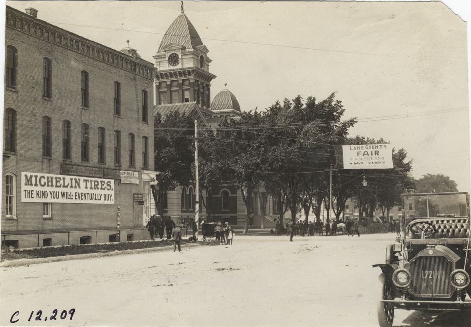 Lake County courthouse, 1909 Crown Point races