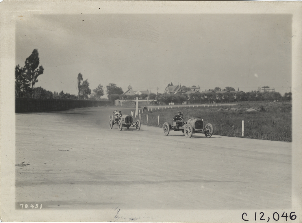 Automobile race, 1911 Brighton Beach races