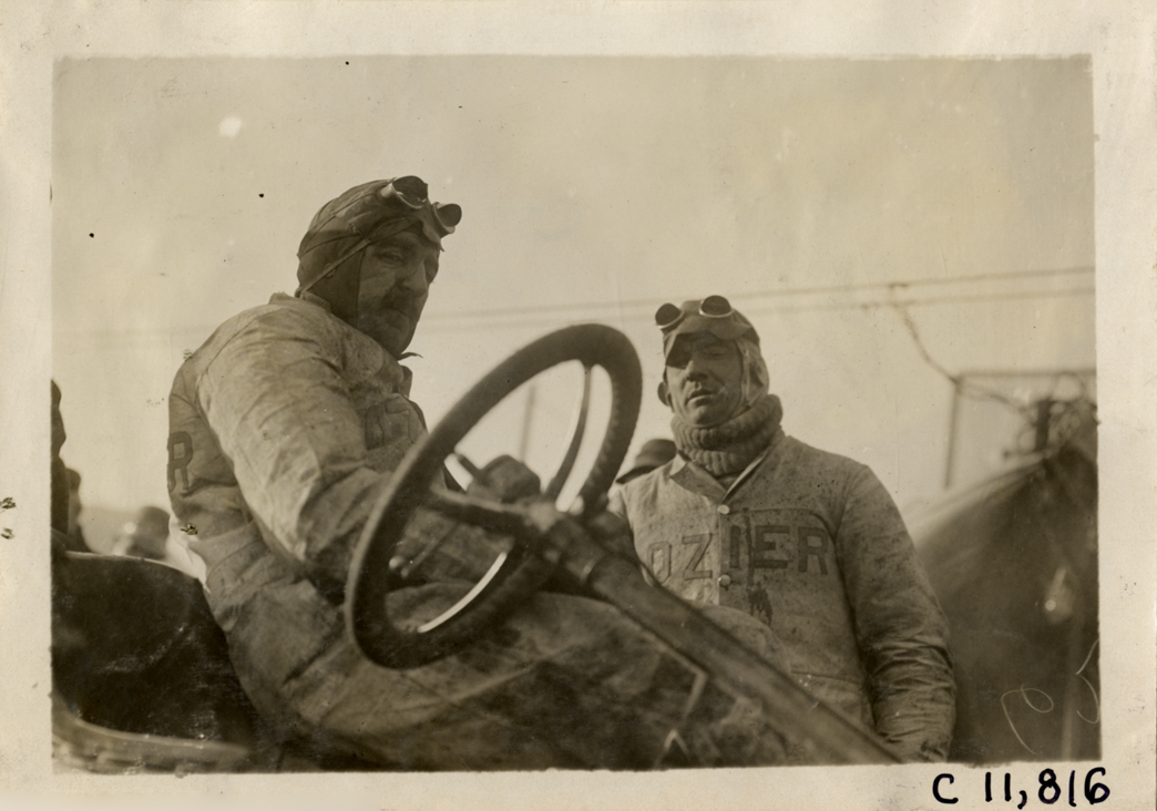 Lozier racecar drivers, 1909 Brighton Beach races