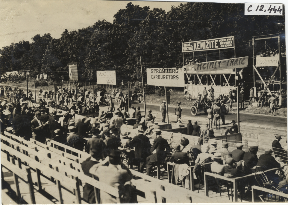 Racetrack, 1909 Crown Point races