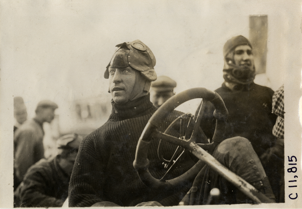 Racecar driver, 1909 Brighton Beach races