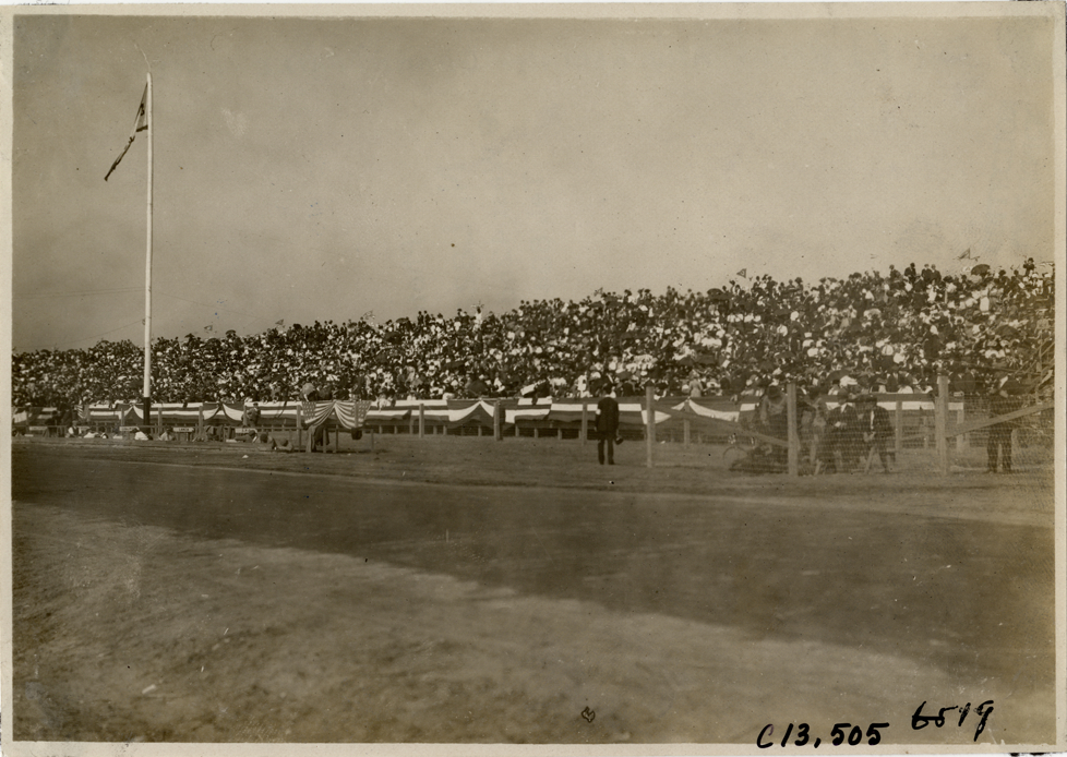 Spectators in stands, 1908 Grand Prize races