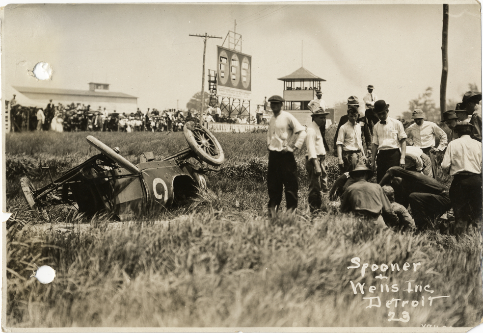 Aftermath of accident involving Mason racecar, 1913 Indianapolis 500 automobile race