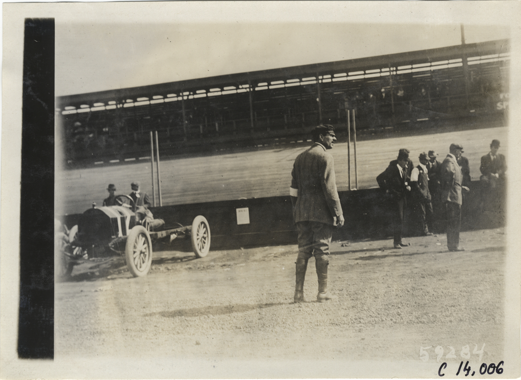 Officials, 1910 Los Angeles races
