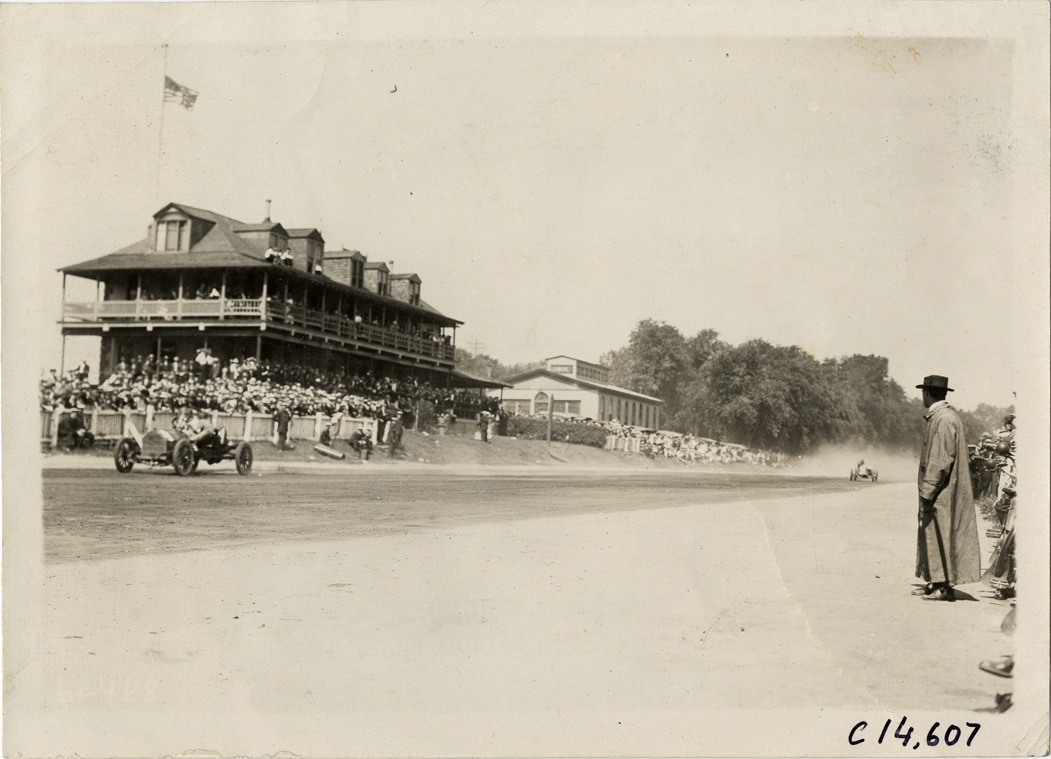George Jones driving Otto racecar, 1910 Point Breeze races
