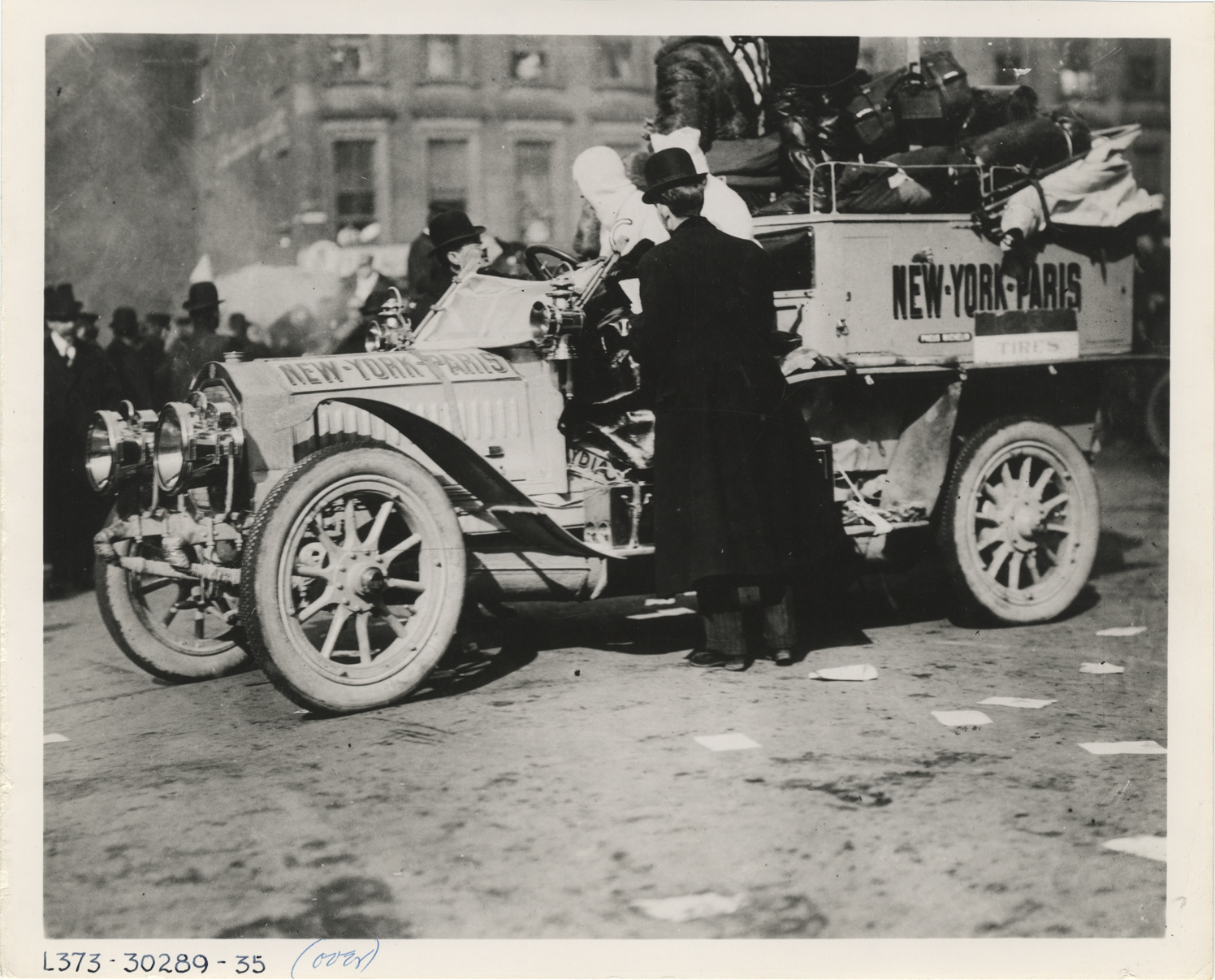 Motorists in De Dion automobile, 1908 New York to Paris Race